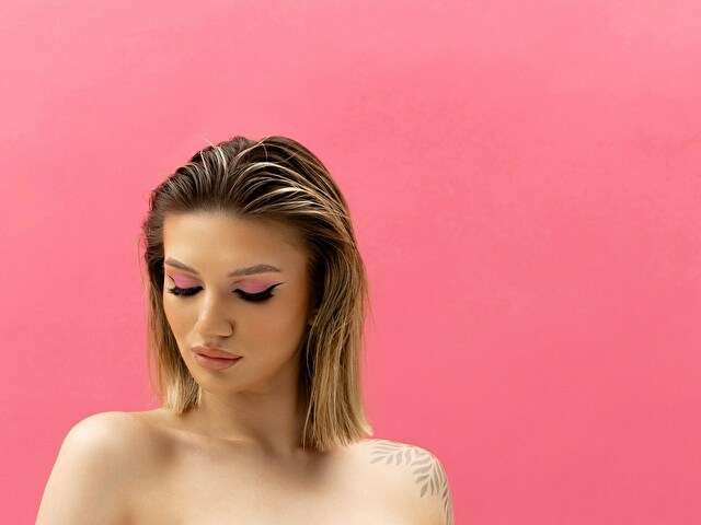 SELENAEMOORE free sexy photo