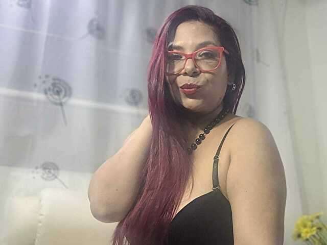 SCARLETCURLY free sexy photo
