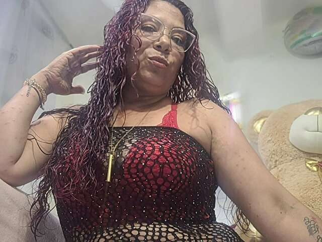 SCARLETCURLY free sexy photo