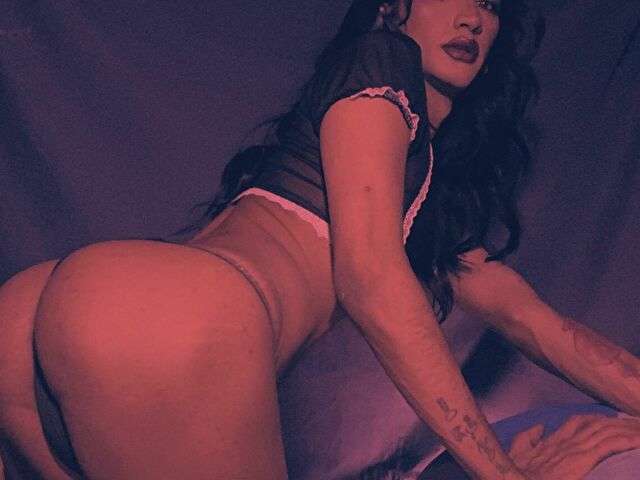 ALEXADRAGUN free sexy photo
