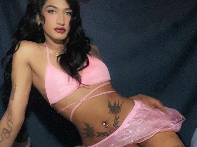 ALEXADRAGUN free sexy photo