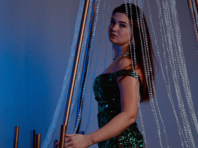 CHARMINGTATI free sexy photo