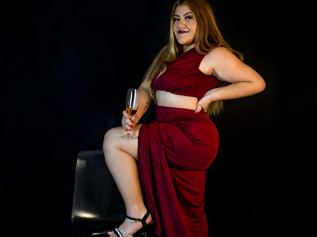 SOFIASAENZ free sexy photo