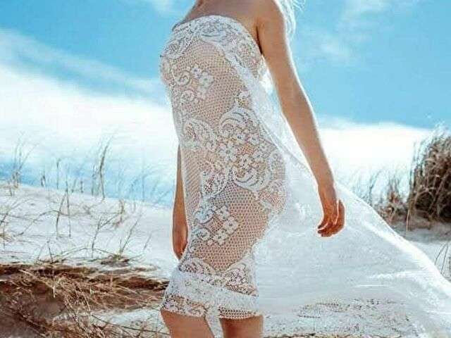 CAROLIEEN99 free sexy photo
