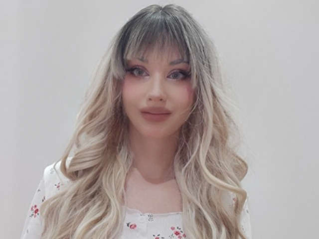 CHLOEKISS free sexy photo