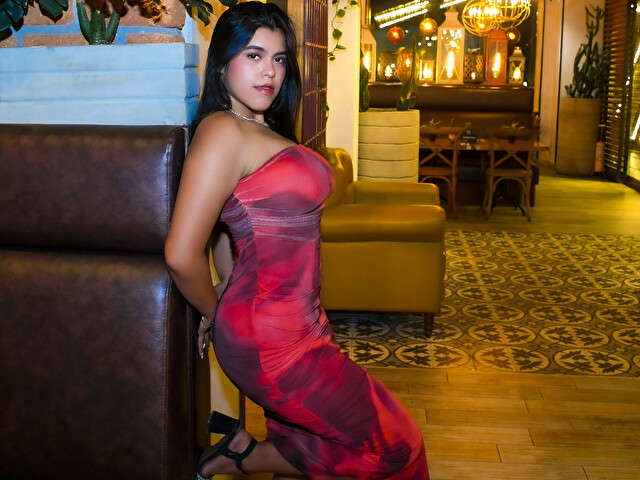 KATEROUXEE free sexy photo