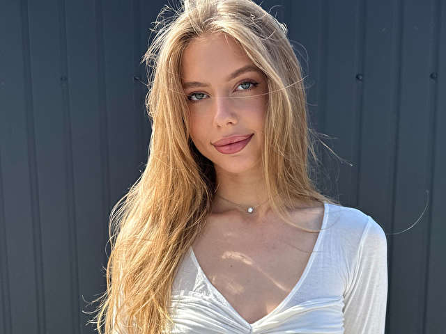 MYAMYY free sexy photo