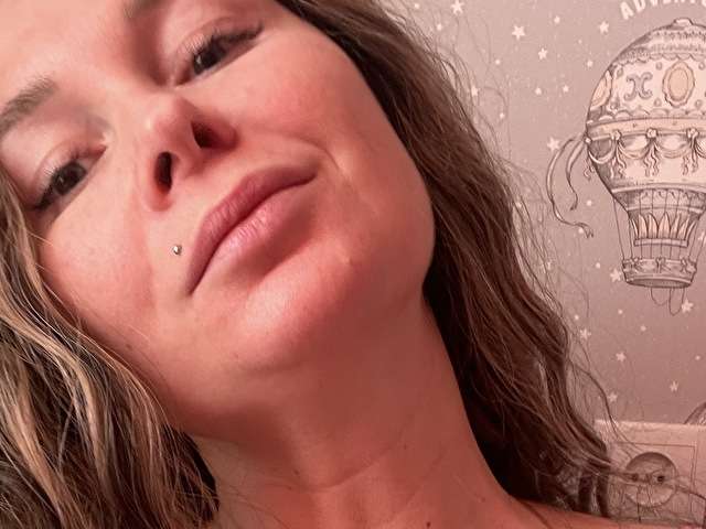 OZON4IK free sexy photo
