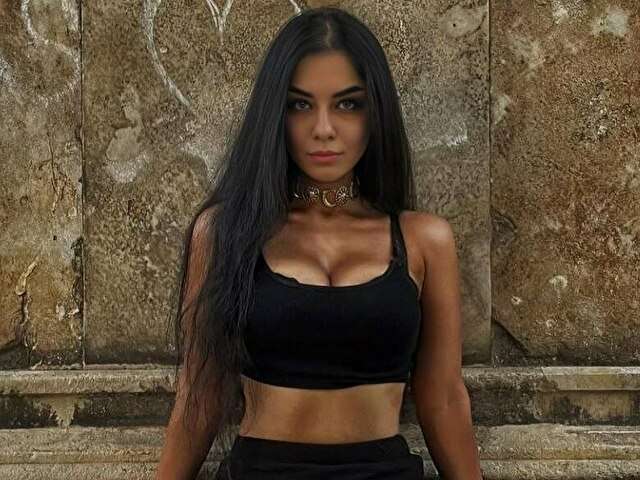 FELLICIAAA free sexy photo