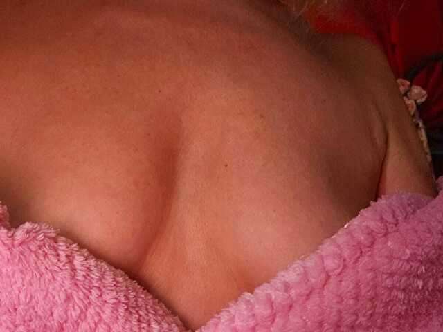 DIVINELU free sexy photo