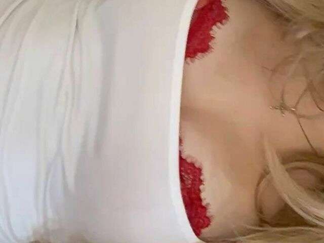 JIIGGLY free sexy photo