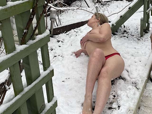 NICKFINDER free sexy photo