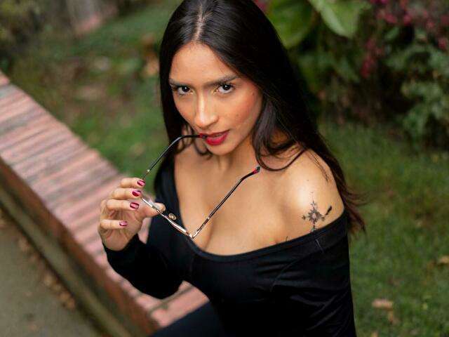 ANABUSTAMAN free sexy photo
