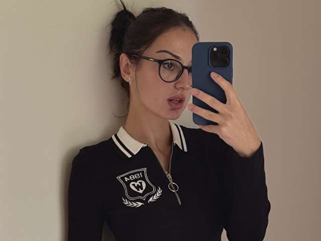 SSONYASHINE free sexy photo