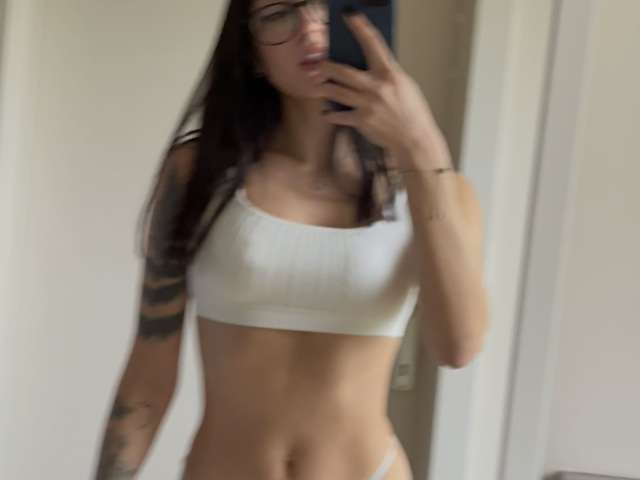 SSONYASHINE free sexy photo