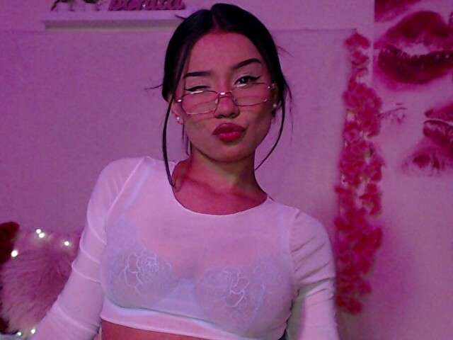 IVANNAAMELIE free sexy photo