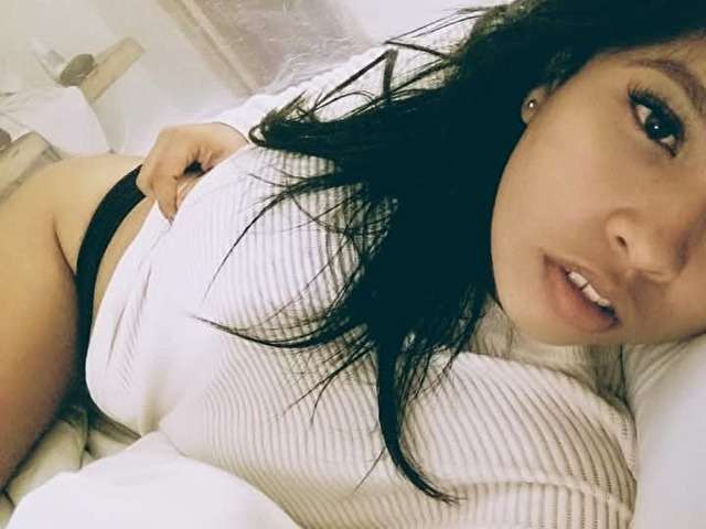 SUSANN free sexy photo