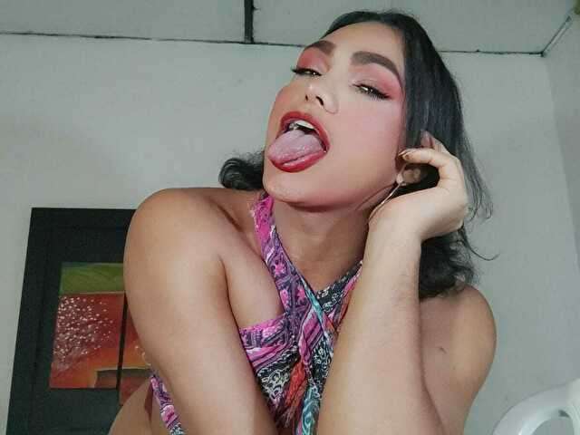 MIAXINCHES free sexy photo