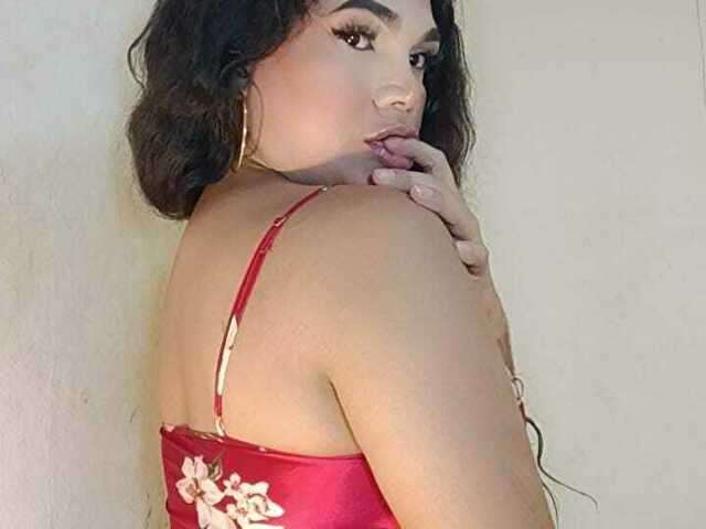 MIAXINCHES free sexy photo