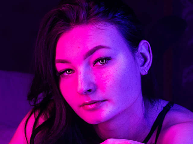 LEAKISS free sexy photo