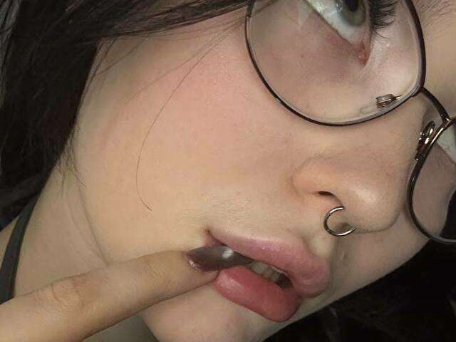 MILLIE free sexy photo