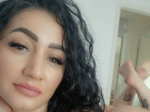 ISSABELA31 free sexy photo