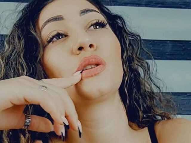 ISSABELA31 free sexy photo