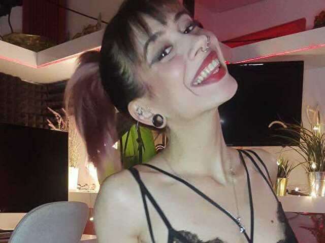 LUNAAMOURE free hard sexy photo