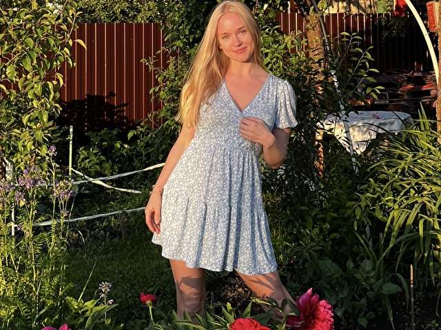 ASTRID1 free sexy photo