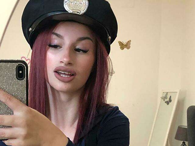 EMILYFOX free sexy photo