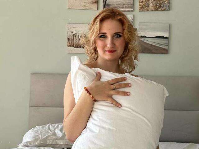 MISSXELSA free sexy photo