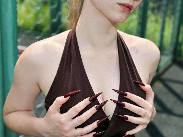 KAROLINARAY free sexy photo