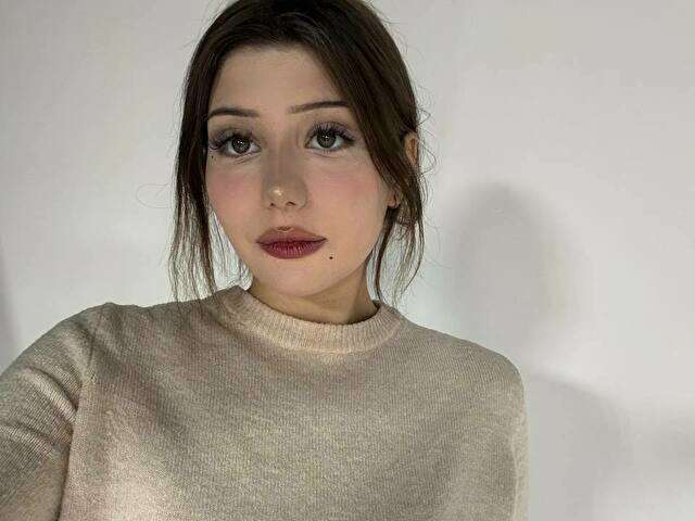 EVELINAVLUV free sexy photo