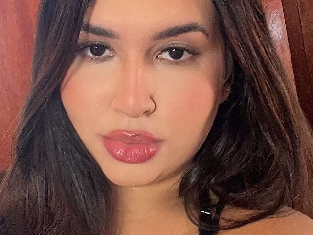 ASTRIDLUXY free sexy photo