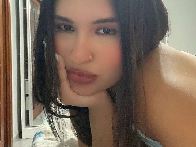 ASTRIDLUXY free sexy photo