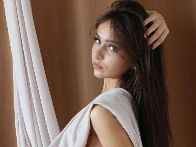 LISELLE free sexy photo