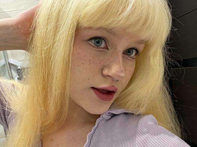 JUICYMOON free sexy photo
