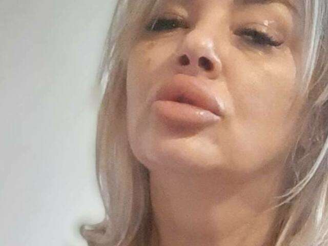 HOTMOMMAMILA free sexy photo