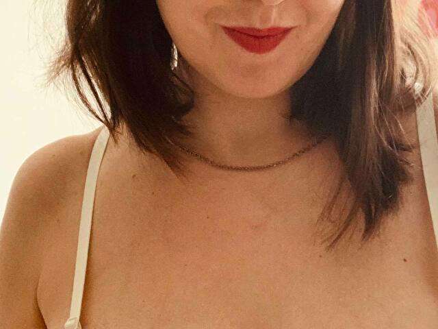 KARENIKA free sexy photo