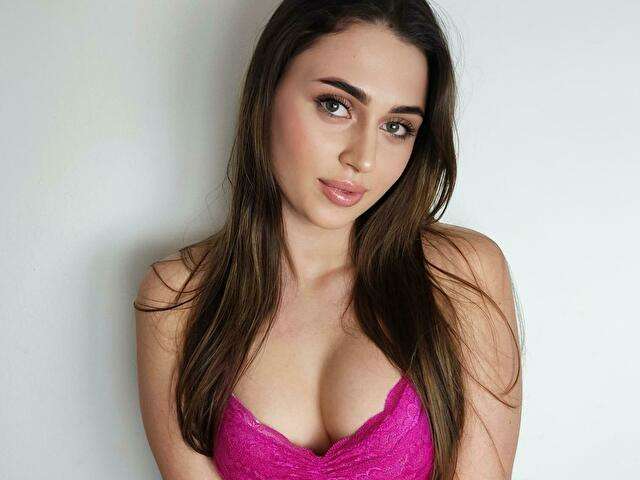 OLIVIANGEL free sexy photo