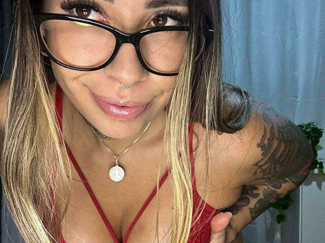 RENEETJE free sexy photo