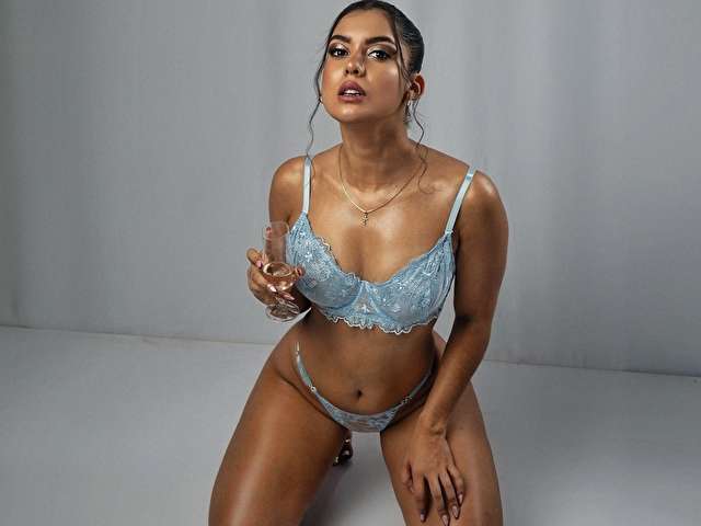 SCARLETTJJS free sexy photo
