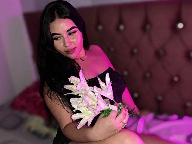 ISABELASWEET free sexy photo