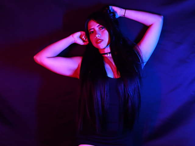 KIARAVEGA free sexy photo