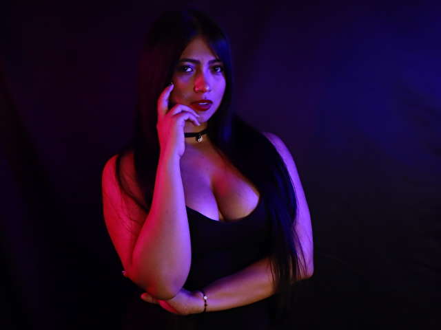 KIARAVEGA free sexy photo