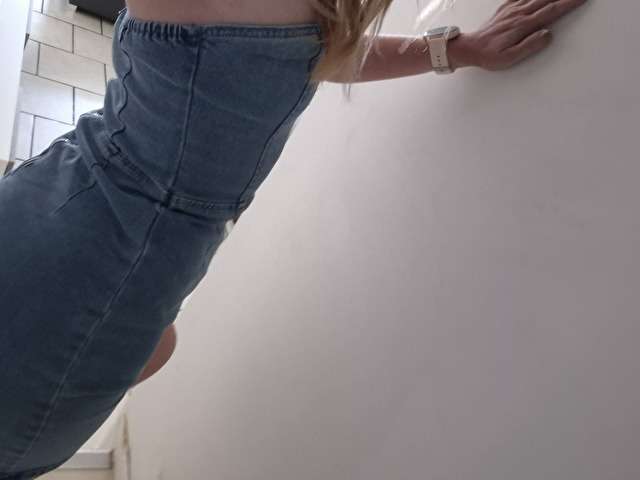 FURTIVE free sexy photo