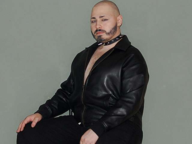 MASTERFABIAN free sexy photo