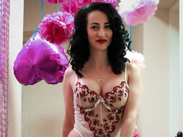 CARLAREYS free sexy photo