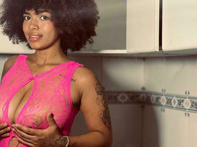 NAYASCARLET free hard sexy photo