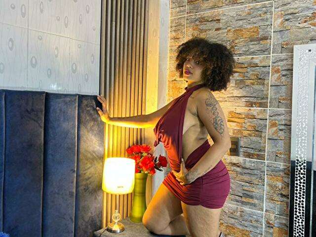 NAYASCARLET free sexy photo